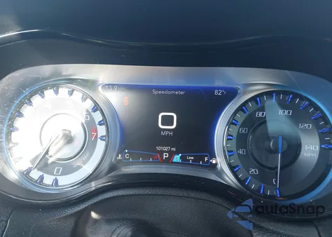 2015 Chrysler 300 300S из США, поврежденный, VIN 2C3CCABG0FH853608